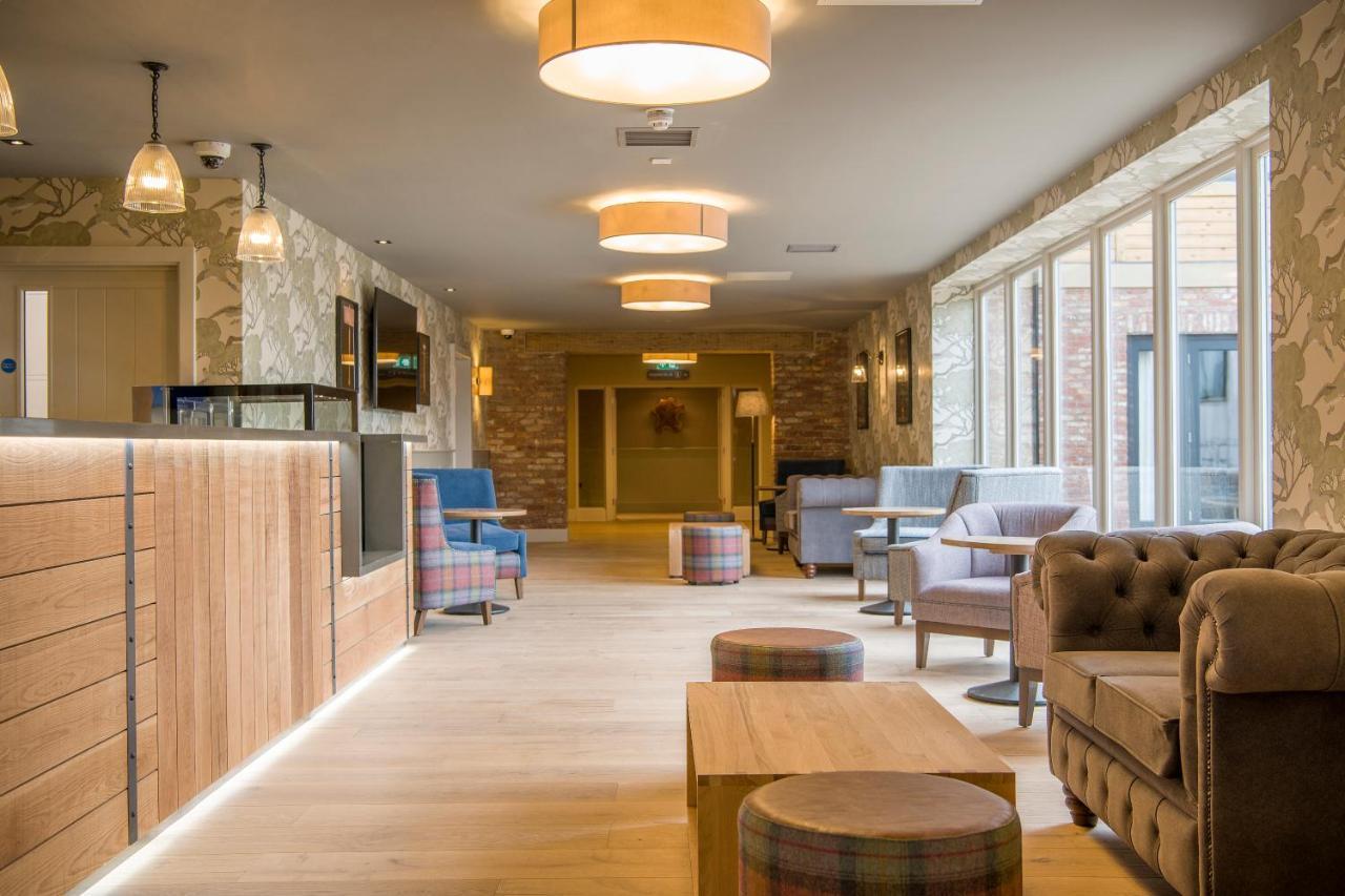 Hotel Sandburn Hall